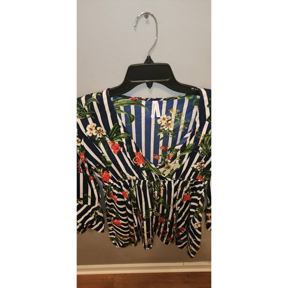 Live 4 Truth Dress - Picture 4 of 8